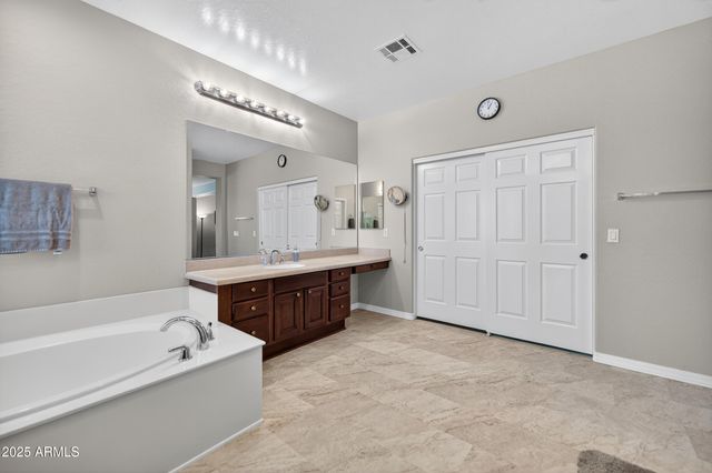 6860 S CRYSTAL Way, Chandler, AZ 85249