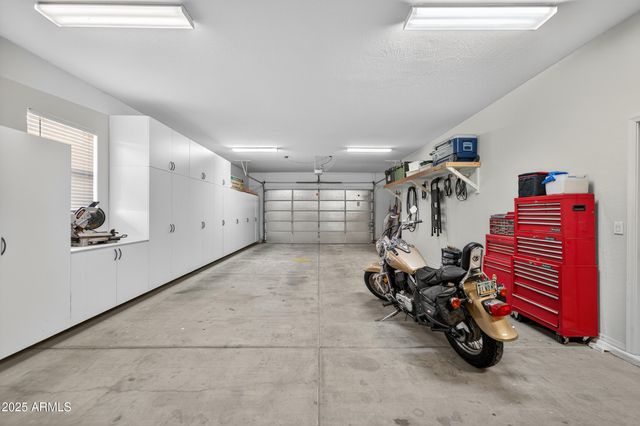 6860 S CRYSTAL Way, Chandler, AZ 85249