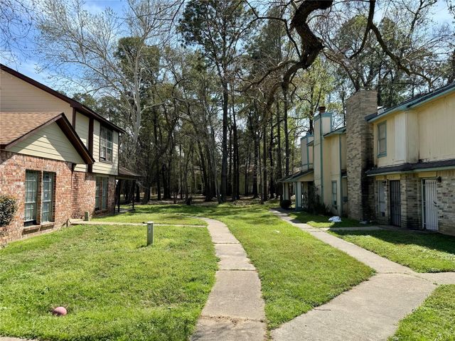 5810 Twisted Pine Court C, Houston, TX 77039