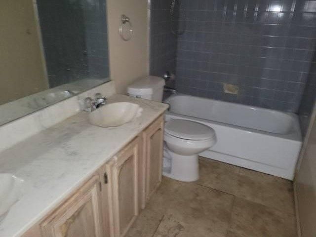 1108 Kensington Drive, Desoto, TX 75115