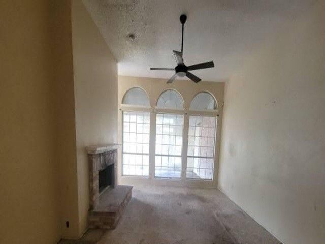 1108 Kensington Drive, Desoto, TX 75115