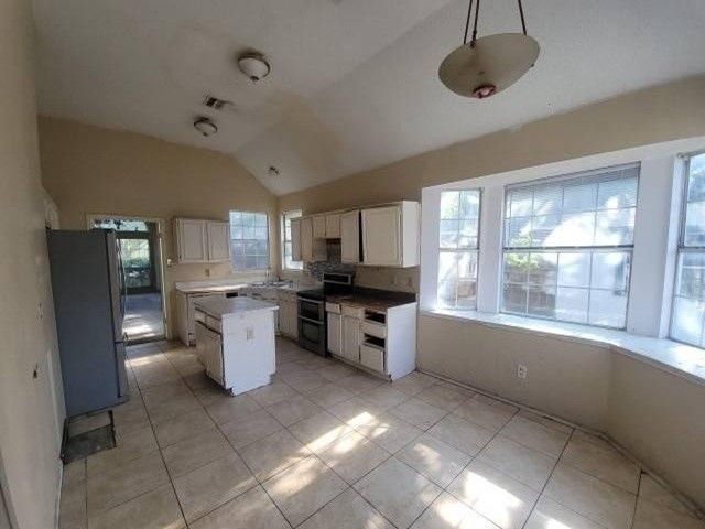 1108 Kensington Drive, Desoto, TX 75115