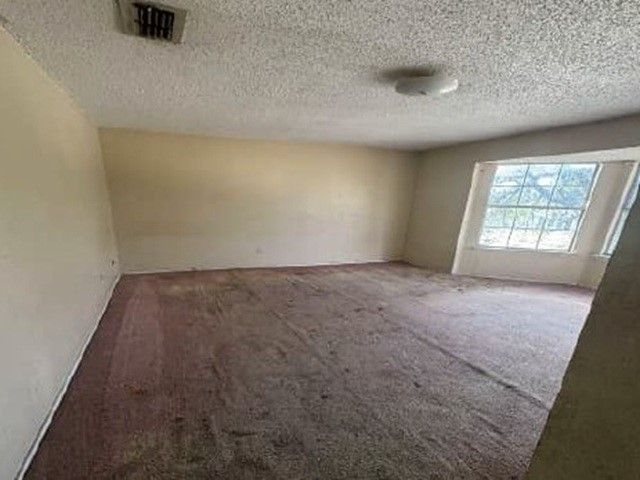 1108 Kensington Drive, Desoto, TX 75115
