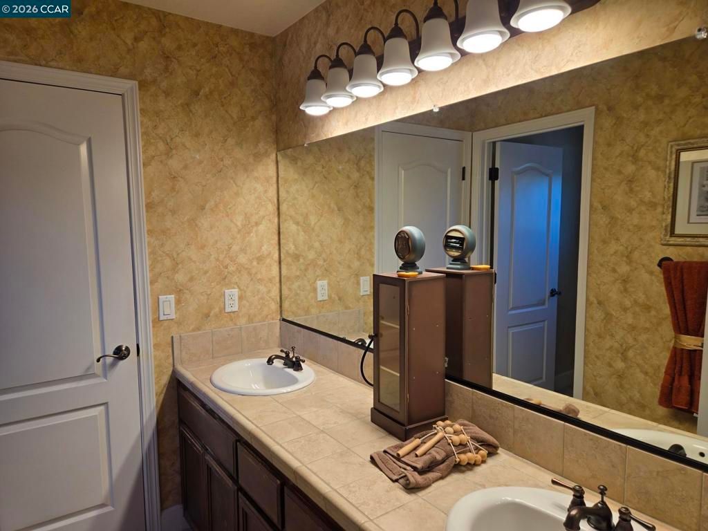 Image 17 of property listing at 505 Jane Lane, Oakley, CA 94561