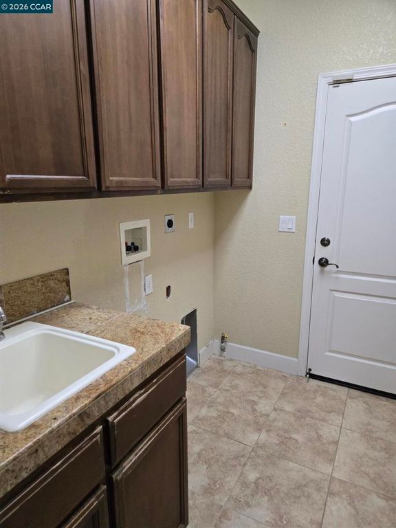 Image 18 of property listing at 505 Jane Lane, Oakley, CA 94561