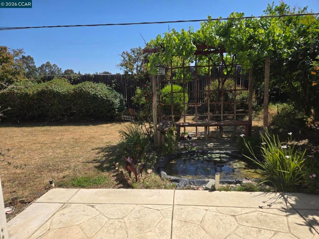 Image 20 of property listing at 505 Jane Lane, Oakley, CA 94561