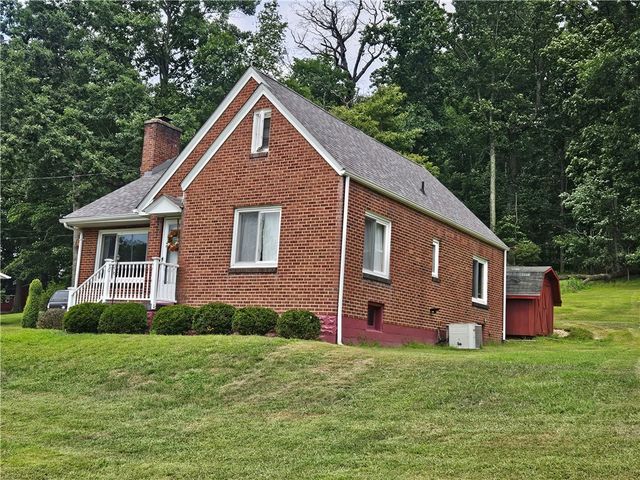 485 Harvey Road, Foxburg, PA 16036