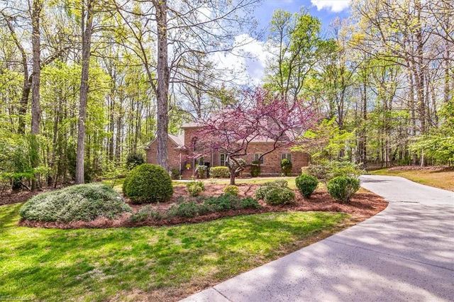 6731 Kenbeck Court, Summerfield, NC 27358