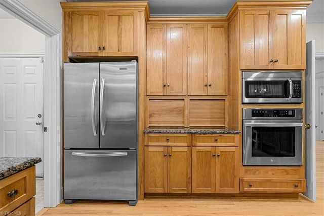 6731 Kenbeck Court, Summerfield, NC 27358