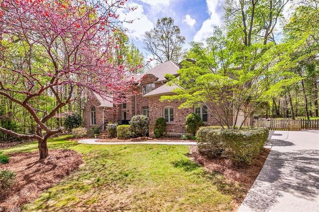 6731 Kenbeck Court, Summerfield, NC 27358