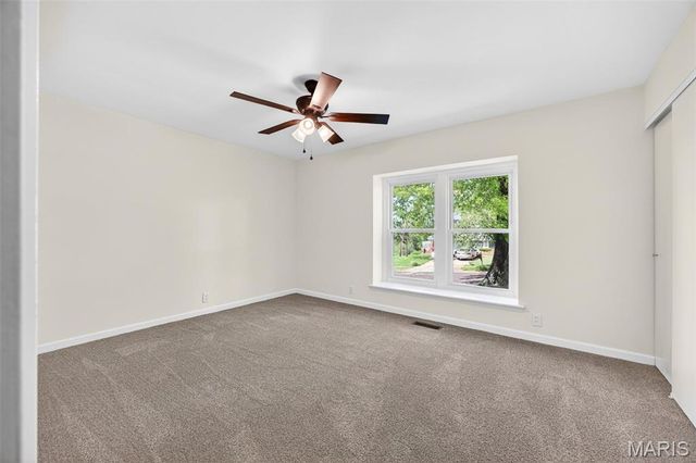 6632 Blossom View Drive, Florissant, MO 63033