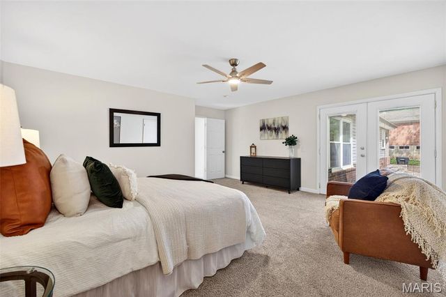 6632 Blossom View Drive, Florissant, MO 63033