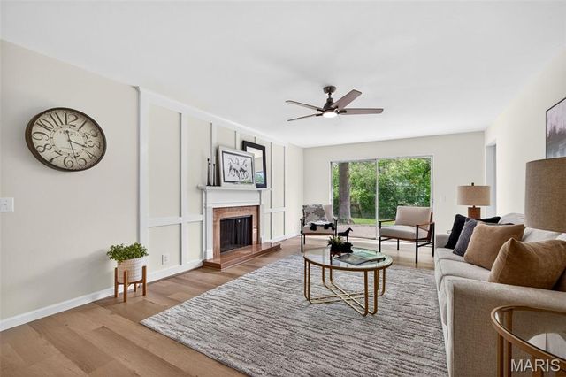 6632 Blossom View Drive, Florissant, MO 63033