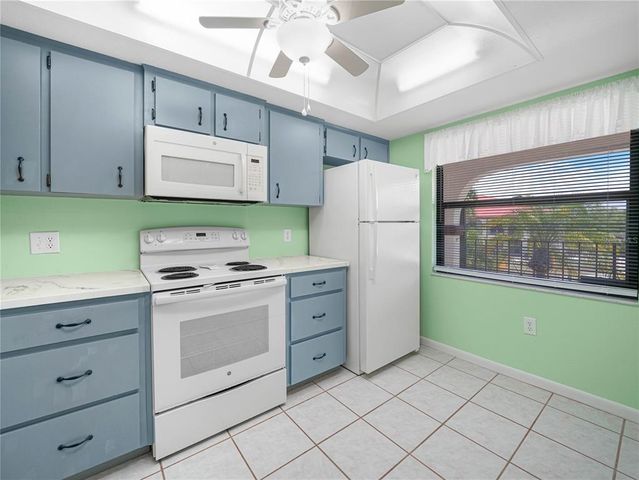 2809 GRANADA COURT 5, Lake Wales, FL 33898