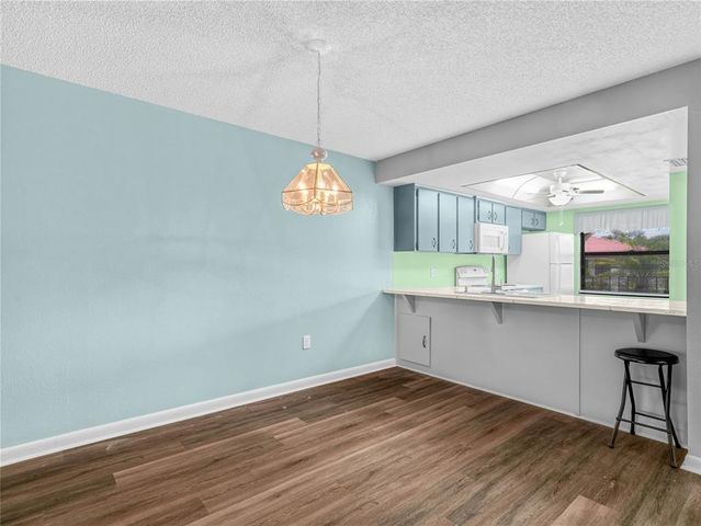 2809 GRANADA COURT 5, Lake Wales, FL 33898