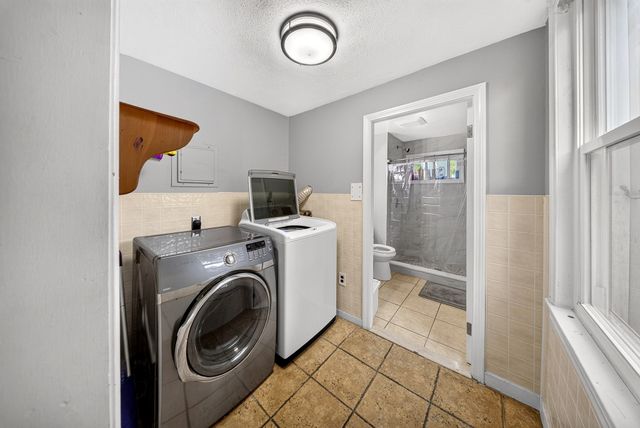 75 Harvard St, Chelsea, MA 02150