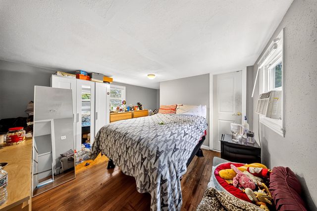 75 Harvard St, Chelsea, MA 02150