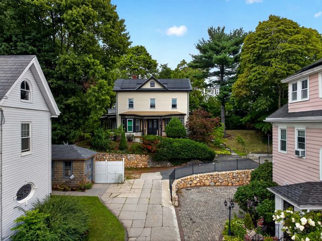 75 Harvard St, Chelsea, MA 02150