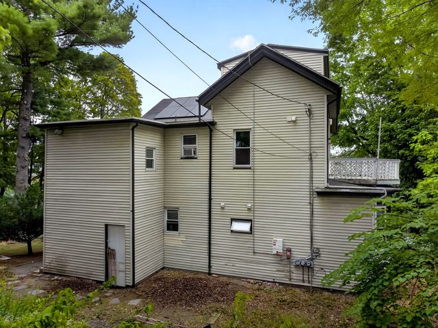 75 Harvard St, Chelsea, MA 02150