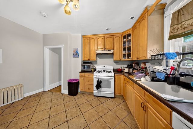 75 Harvard St, Chelsea, MA 02150