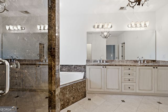 5806 Riverstone Circle 10, Atlanta, GA 30339