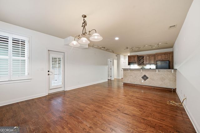 5806 Riverstone Circle 10, Atlanta, GA 30339