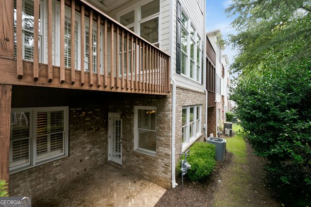 5806 Riverstone Circle 10, Atlanta, GA 30339