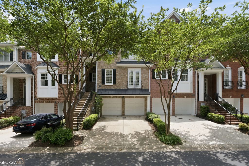 5806 Riverstone Circle 10, Atlanta, GA 30339