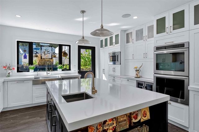 1680 Onaway Dr, Coconut Grove, FL 33133