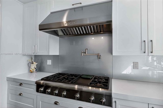 1680 Onaway Dr, Coconut Grove, FL 33133