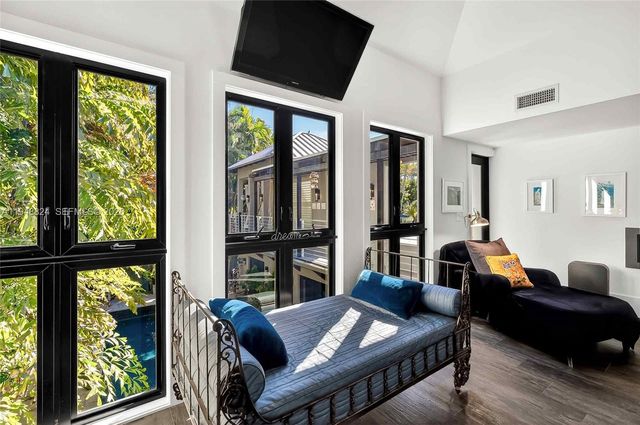 1680 Onaway Dr, Coconut Grove, FL 33133