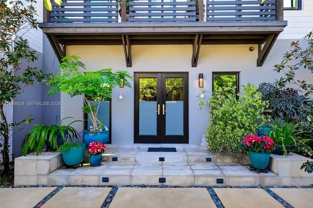 1680 Onaway Dr, Coconut Grove, FL 33133