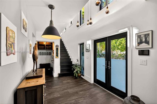 1680 Onaway Dr, Coconut Grove, FL 33133