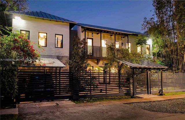 1680 Onaway Dr, Coconut Grove, FL 33133