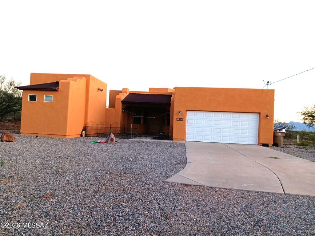 1867 Calle Caracol, Rio Rico, AZ 85648