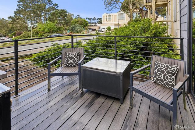 885 Duncan Street, San Francisco, CA 94131