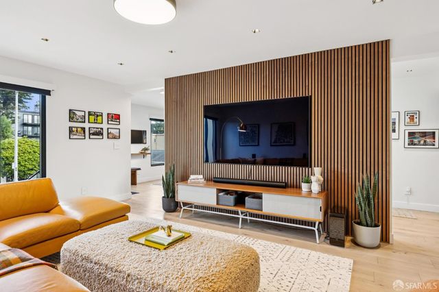 885 Duncan Street, San Francisco, CA 94131