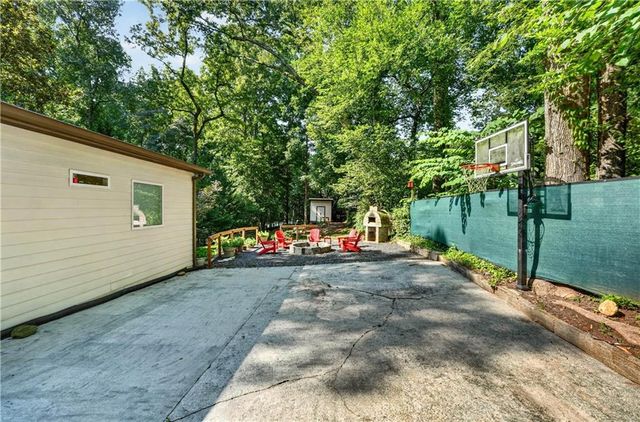 2193 W Ponce De Leon Avenue, Decatur, GA 30030