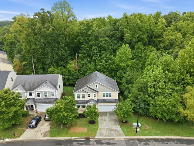 5 White Spruce Court, Durham, NC 27703