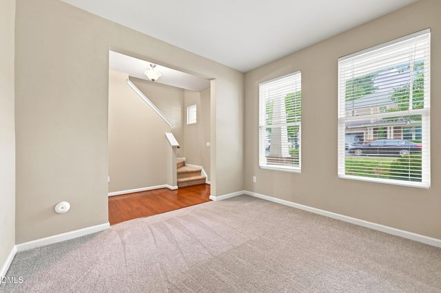5 White Spruce Court, Durham, NC 27703