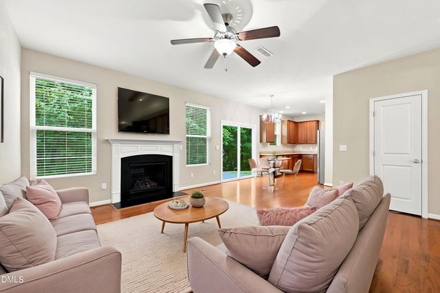 5 White Spruce Court, Durham, NC 27703
