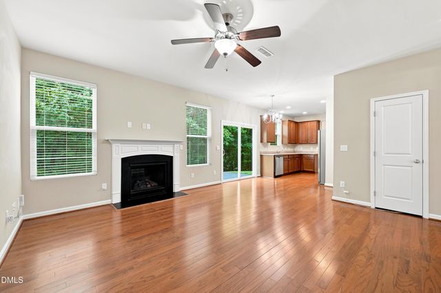 5 White Spruce Court, Durham, NC 27703