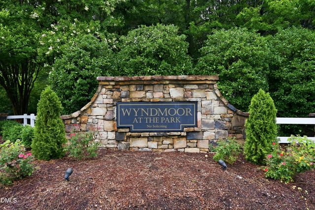 5 White Spruce Court, Durham, NC 27703