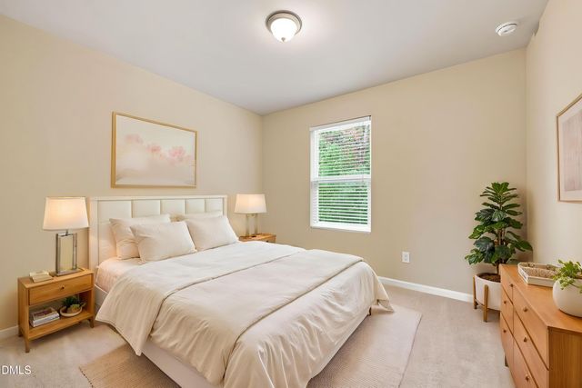 5 White Spruce Court, Durham, NC 27703
