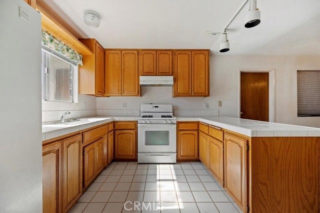 5529 N F, San Bernardino, CA 92407