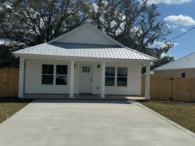 916 Kennedy Dr, St Augustine, FL 32084