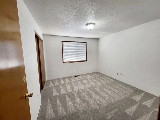 2926 Shasta Drive, Medford, OR 97504