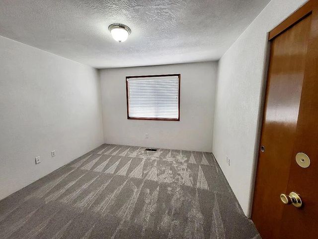 2926 Shasta Drive, Medford, OR 97504