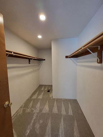 2926 Shasta Drive, Medford, OR 97504