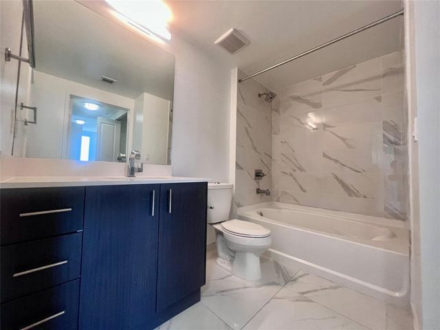 729 NW 2 Street 501, Miami, FL 33128